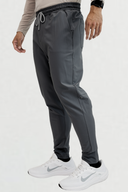 Essential 5-Pocket Scrub Jogger